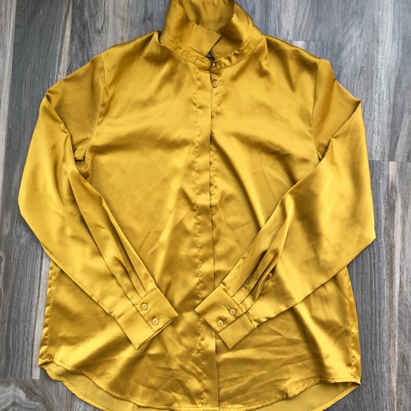 H&M || long sleeve silk shirt - Picture 3 of 4